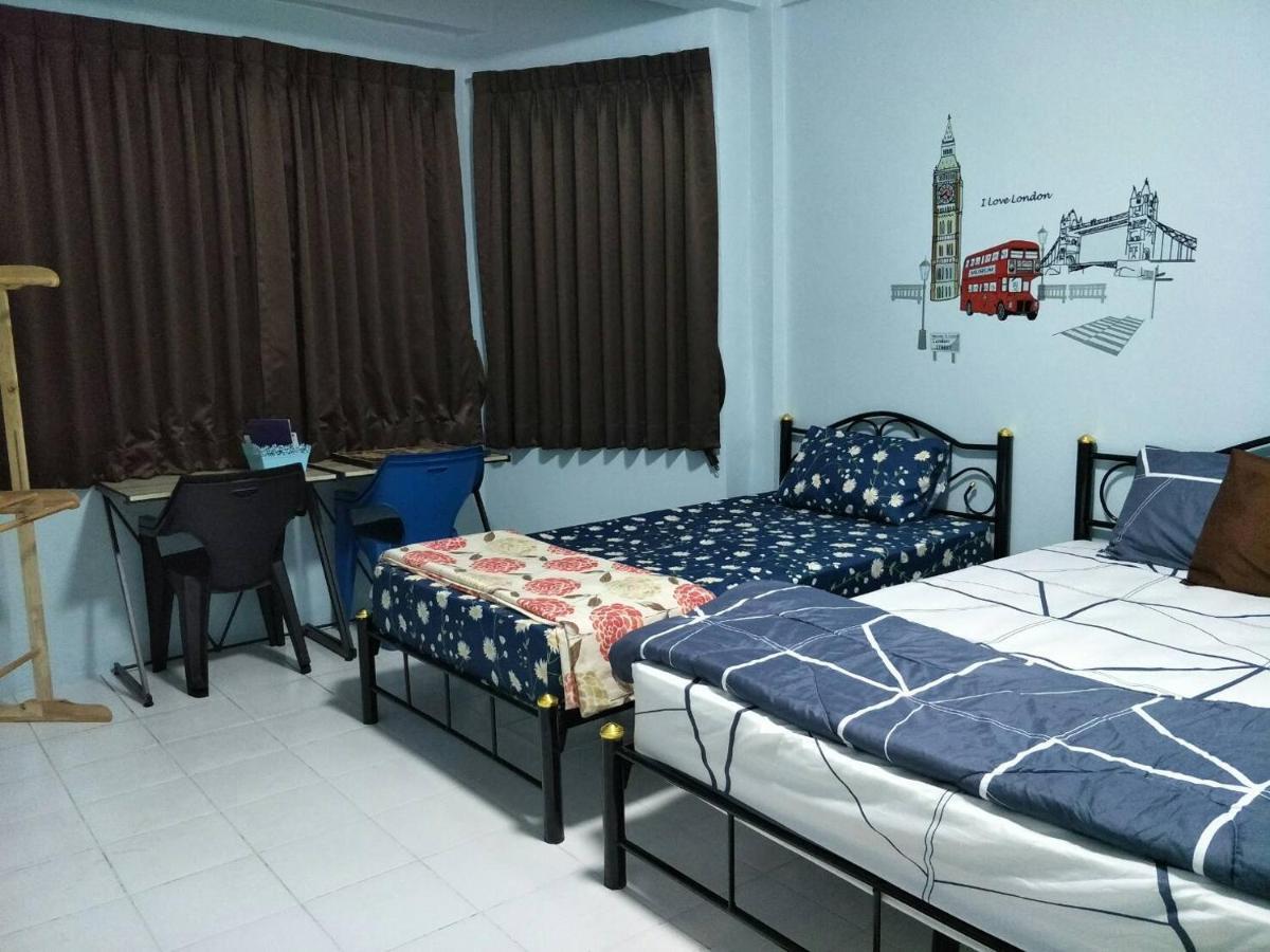 A & P House Apartment Bangkok Bagian luar foto